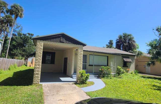 921 S Palmetto Avenue - 921 South Palmetto Avenue, Daytona Beach, FL 32114