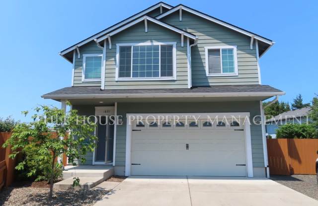 Great Size Two Story 3 Bed/ 2.5 Bath House Near River Rd. ! Apply Now ! - 1891 Allea Drive, Eugene, OR 97404