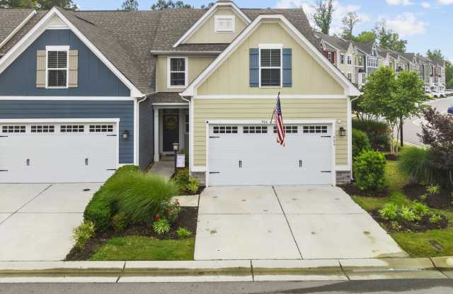 904 Centurion Circle - 1