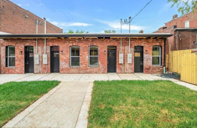 Photo of 3320 Michigan Avenue