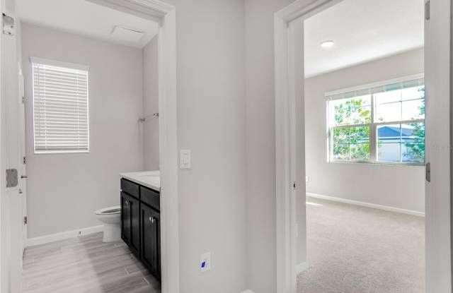 5286 TEIRGARTEN STREET