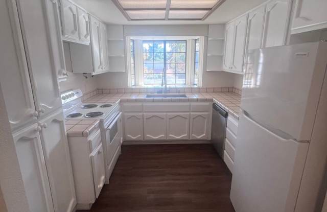 NICE CONDO IN CITRUS HEIGHTS!