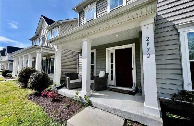 2872 Greenwood Drive