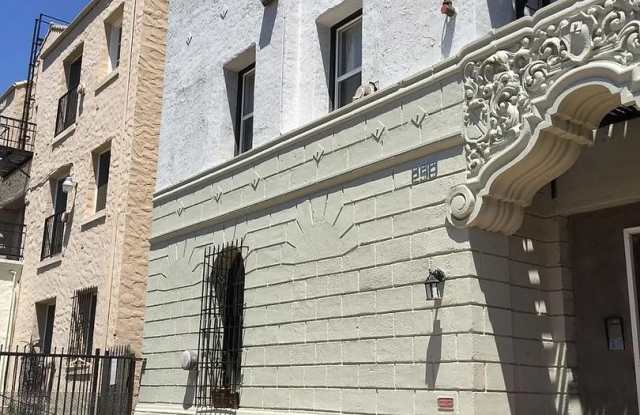 250 Kenmore Apts LLC