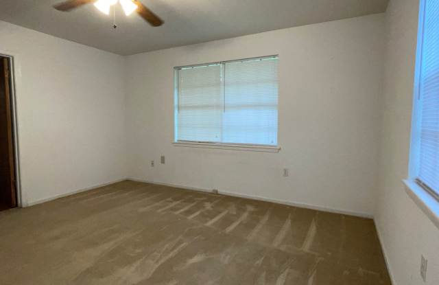 Spacious Home in Country Club Estates