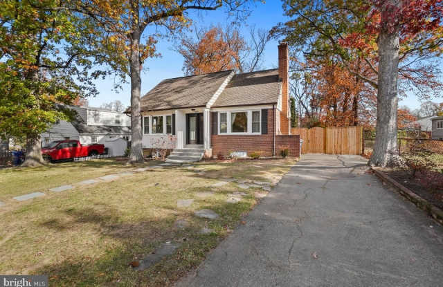 2809 PIERPONT Street