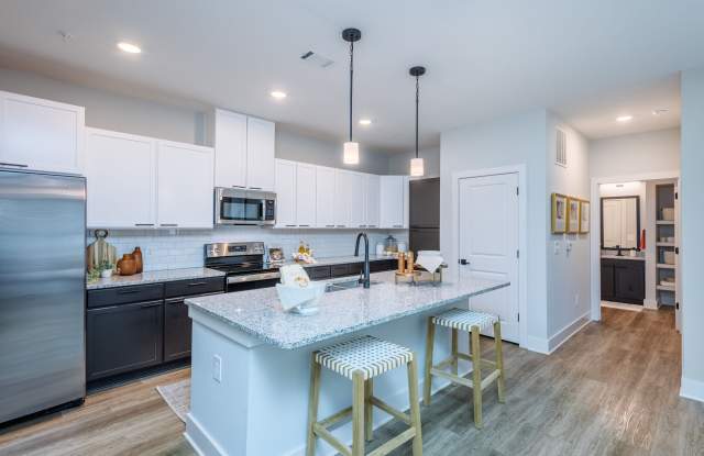 Sonderly at the Concourse