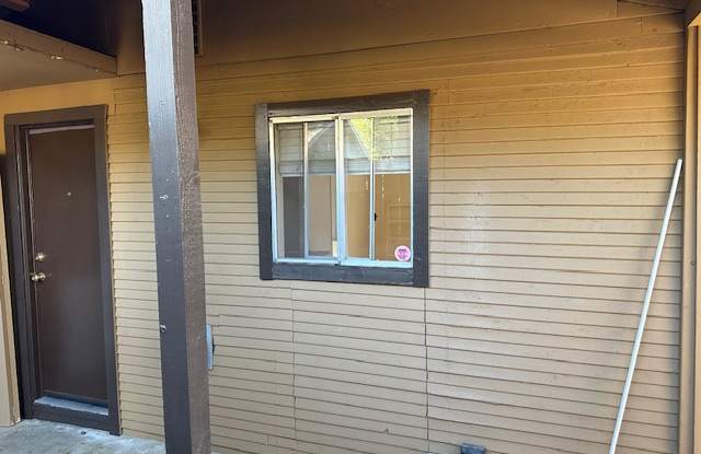 Photo of 115 /2 Poplar AvenueADU