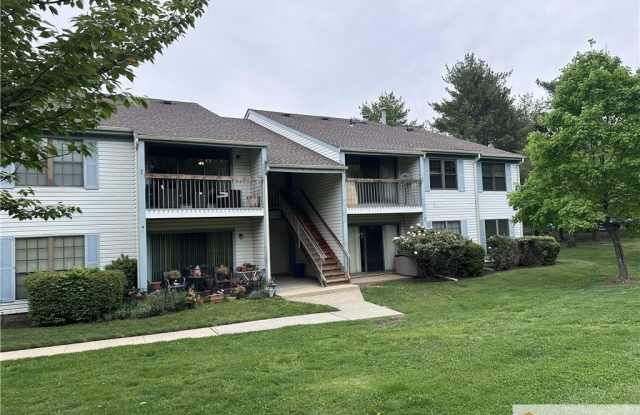 48 Crabapple Lane