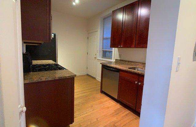 Photo of 4702 N Winchester