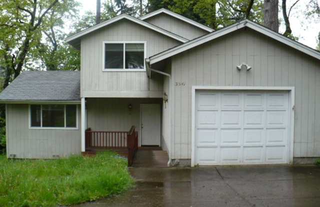 Photo of Four Bedroom w/ fenced yard, large garage