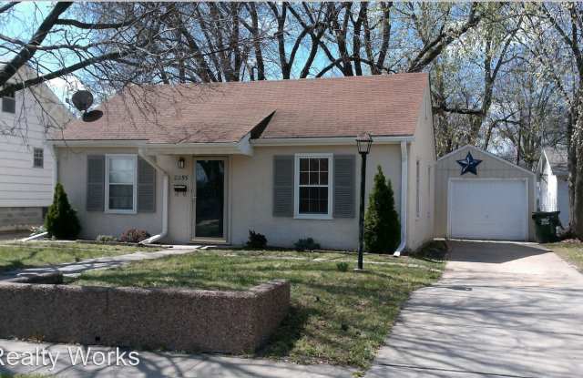 2255 South 48th Street - 2255 South 48th Street, Lincoln, NE 68506