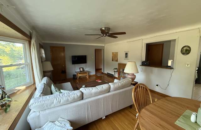 Photo of 2179 Margaret Street