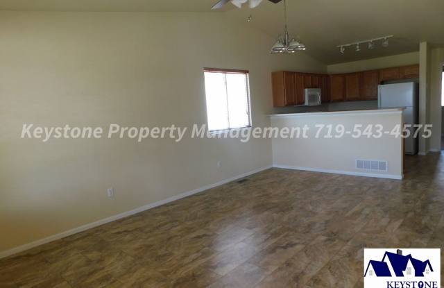 Northside 2 Bedroom/ 1 Bath/1 Car Garage Patio Home $1600/$1600