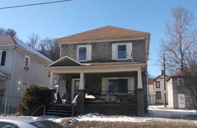 3617 Orchard St - 3617 Orchard Street, Weirton, WV 26062