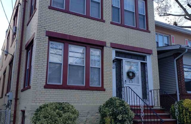 421 76TH ST - 421 76th Street, North Bergen, NJ 07047