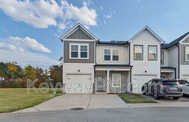 Photo of 2419 Sequoia Trail