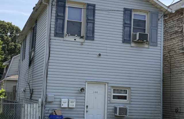 166 Brook Street