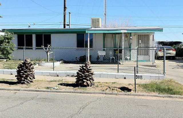 908 MARLOW Road