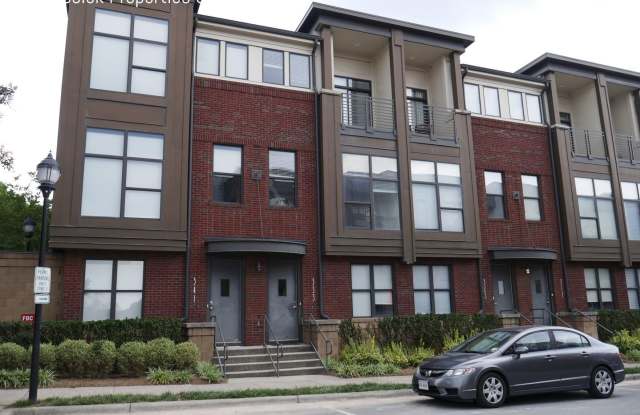333 N. Green Street