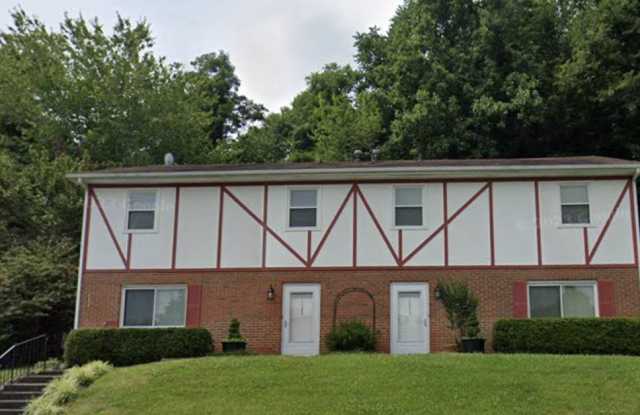 1735 Elbert Drive - 1735 Elbert Drive, Roanoke County, VA 24018