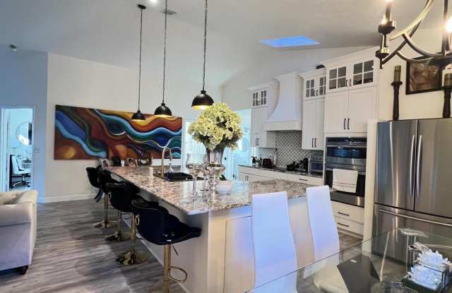 6167 Sabal Point Circle