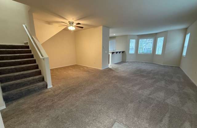 3 Bedroom DuPont Condo for Rent
