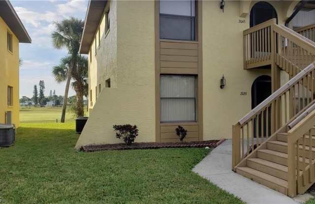 2039 Golfside Village Drive