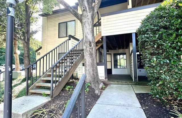 10062 HELLINGLY PLACE