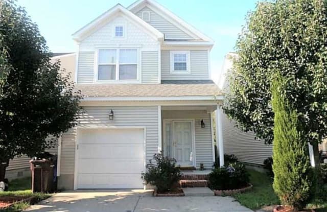 1005 Middle Street - 1005 Middle Street, Chesapeake, VA 23324