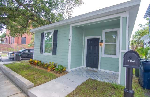 2810 N 16TH STREET - 2810 North 16th Street, Tampa, FL 33605