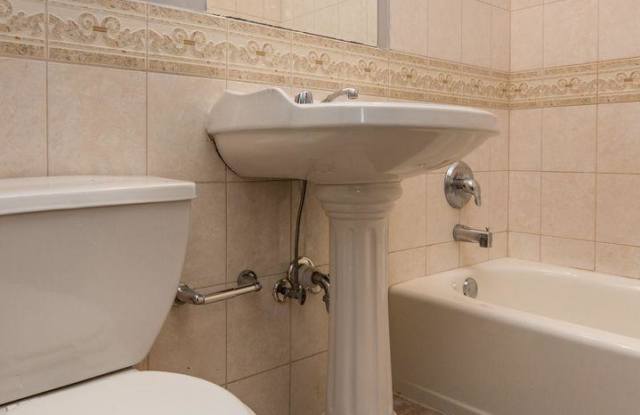 7836 South Ellis Ave.