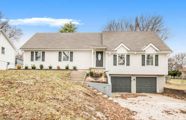 Modern Split level 4 bedroom 3 bath, renovated and bright! A must see!