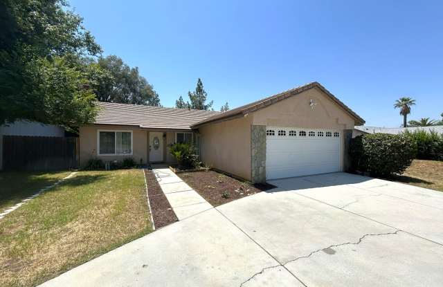 Photo of Single-Story 3-Bedroom Home Available in Redlands!