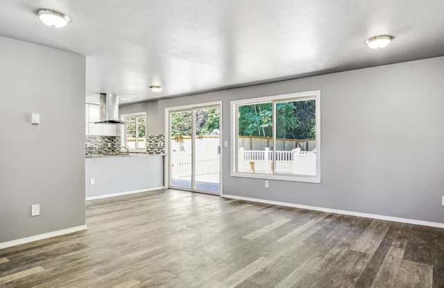 109 West Winesap Road