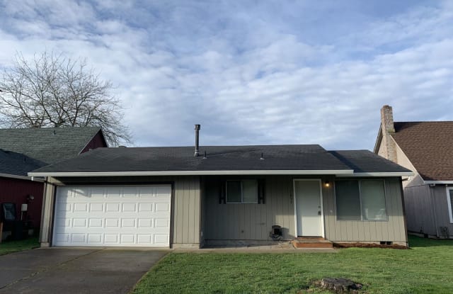 1035 SW 179th Avenue - 1035 Southwest 179th Avenue, Aloha, OR 97003