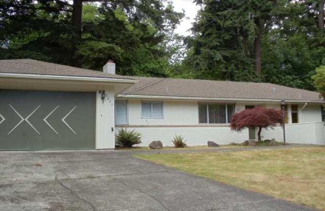 5629 89th Avenue Southeast