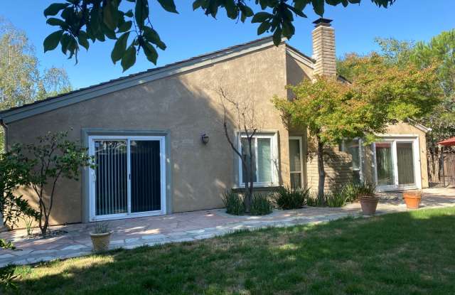 Thanksgiving Leasing Special, move in before Thanksgiving and receive a $500 credit towards your first month's rent.