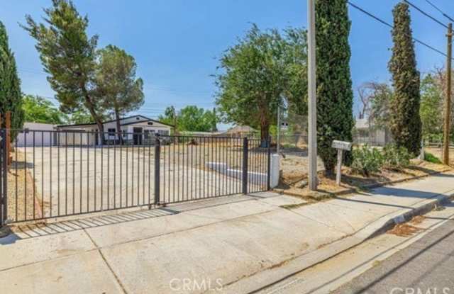 Photo of 1024 W Newgrove