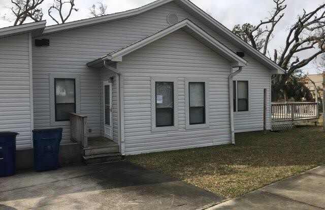 504 E 4th Street