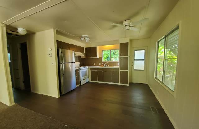 250 North Eagle Road