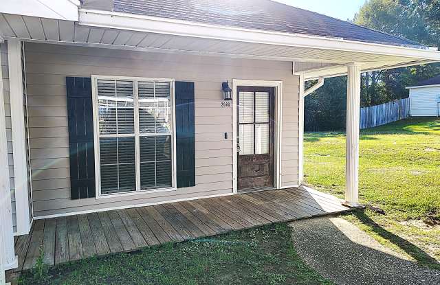 208 Hawthorne Dr Apt B