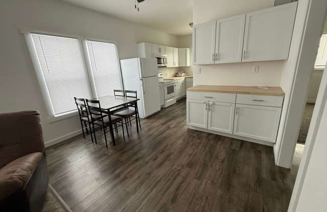 4 bed 2 bath house for rent in Williston ND