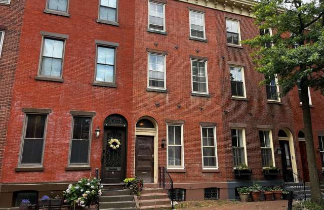 2044 CHERRY Street unit: 2Nd Floor