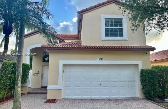 19272 NW 14th St - 19272 Northwest 14th Street, Pembroke Pines, FL 33029