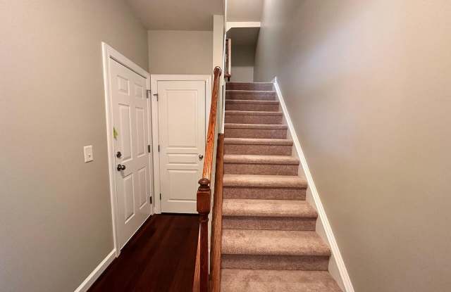 8045 Sycamore Hill Lane