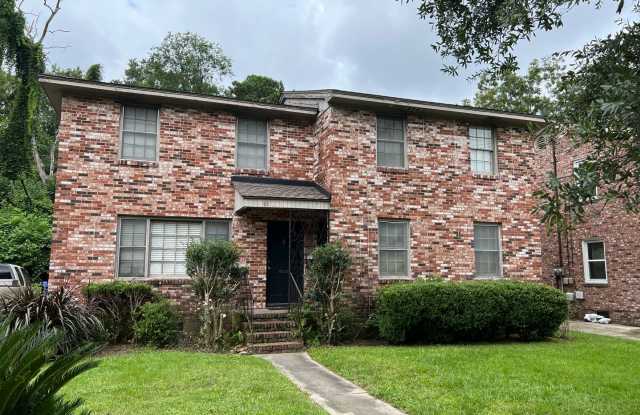 2 Bedroom 1.5 Bath Townhouse in Wagener Terrace - Downtown Charleston photos photos