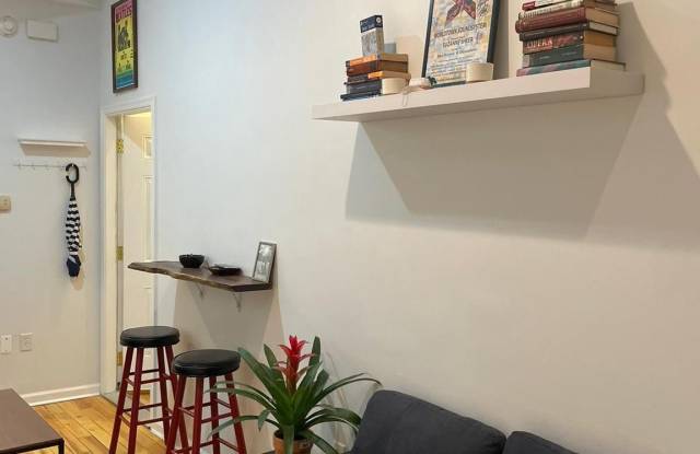 217 W GIRARD Avenue unit: 1