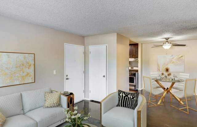 Kendallwood Apartments