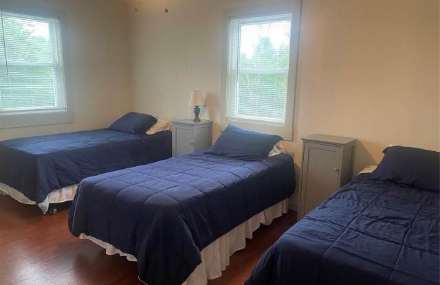 131 S Maplewood Road